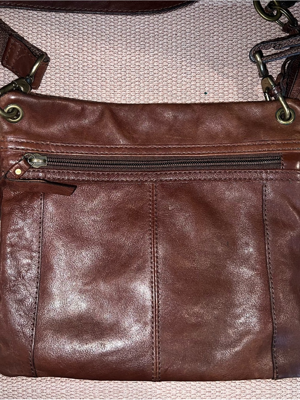 Fossil Brown Leather Crossbody Shoulder Bag with Front Pocket - Picture 2 of 5